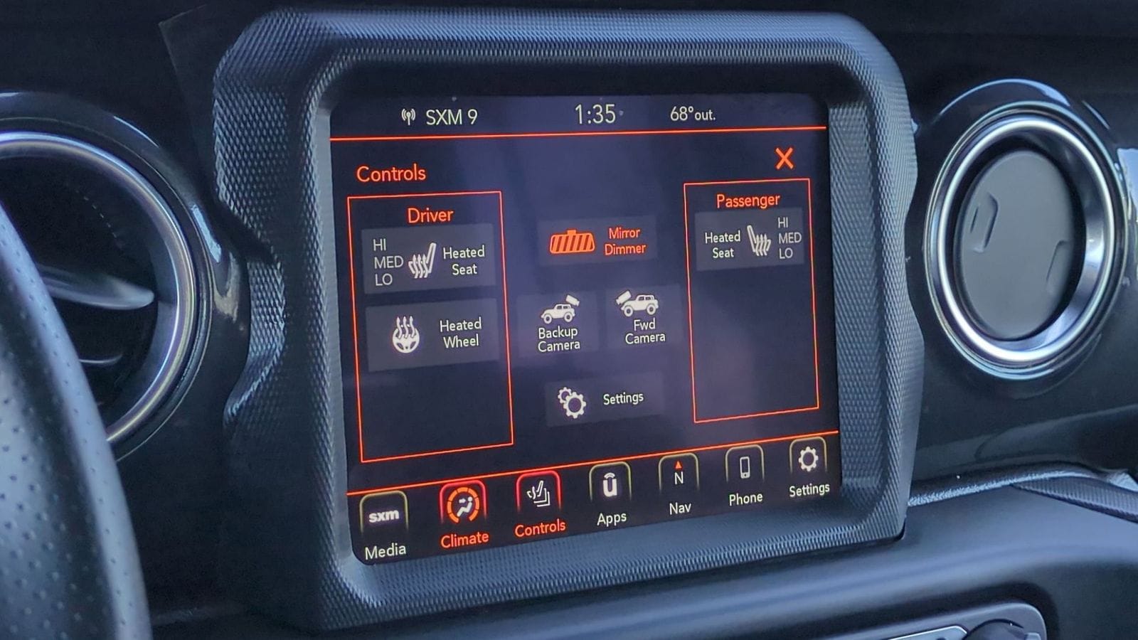 Thumbnail: 2021 Jeep Wrangler - 38