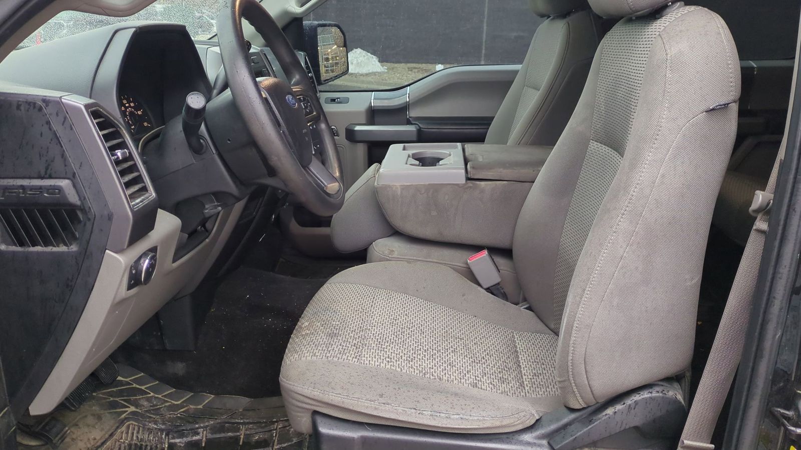 Thumbnail: 2017 Ford F-150 - 9