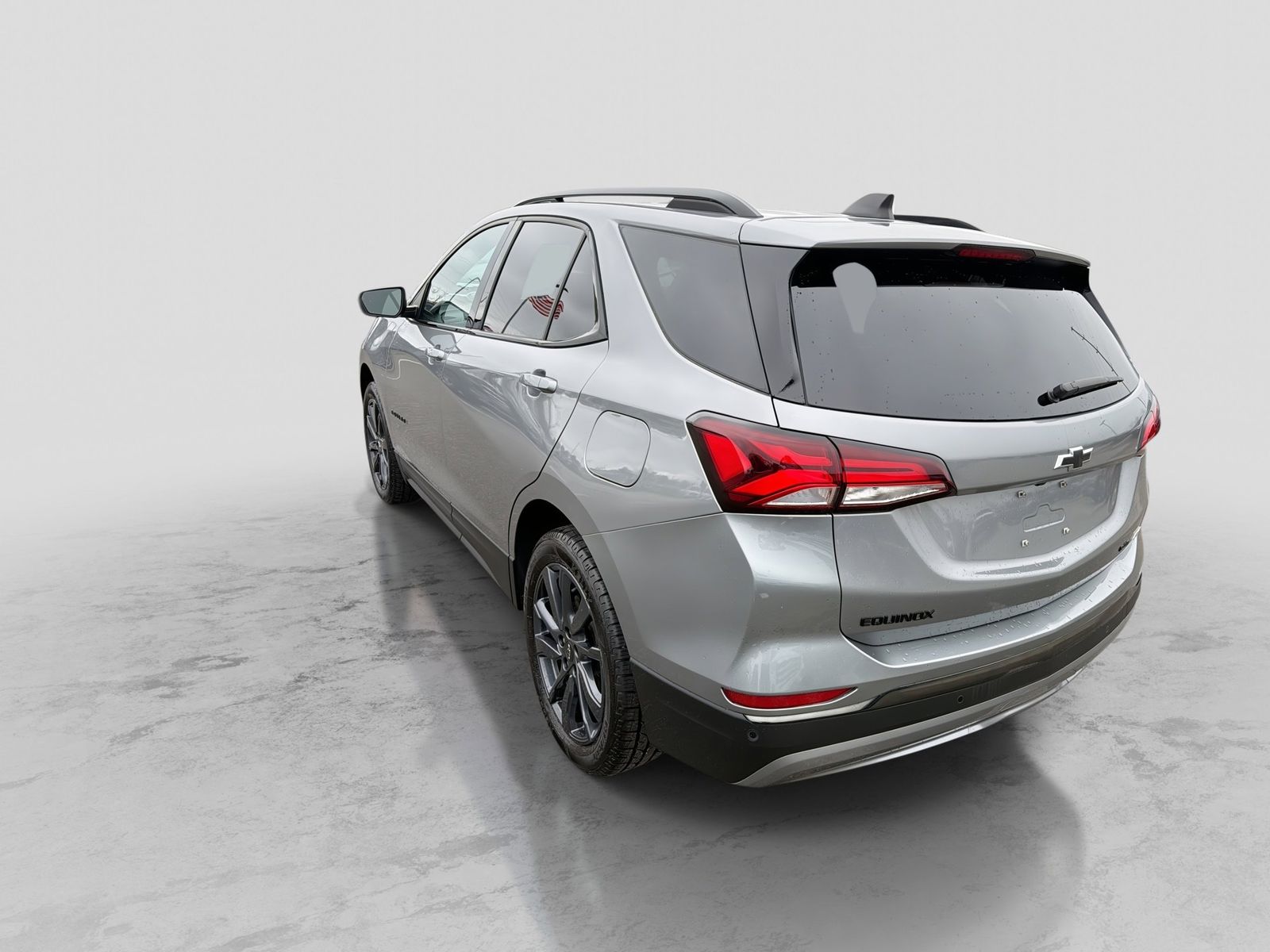 Thumbnail: 2023 Chevrolet Equinox - 5