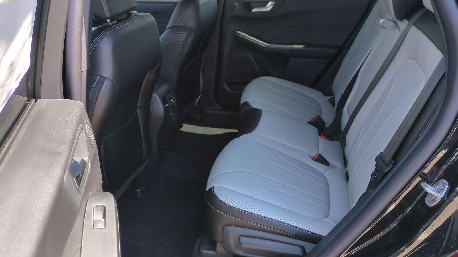 Thumbnail: 2025 Ford Escape - 16