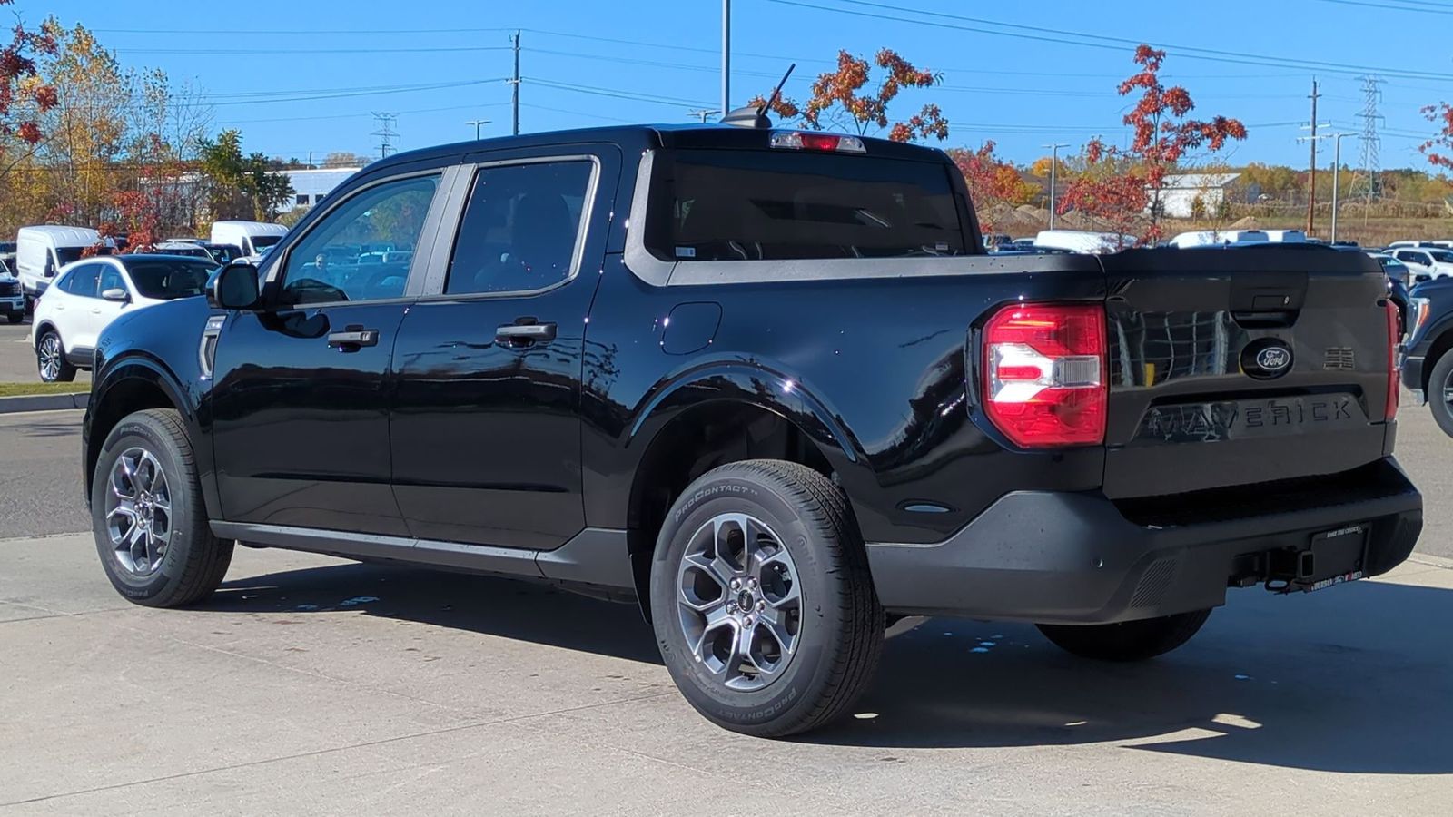 2025 Ford Maverick XLT photo 3