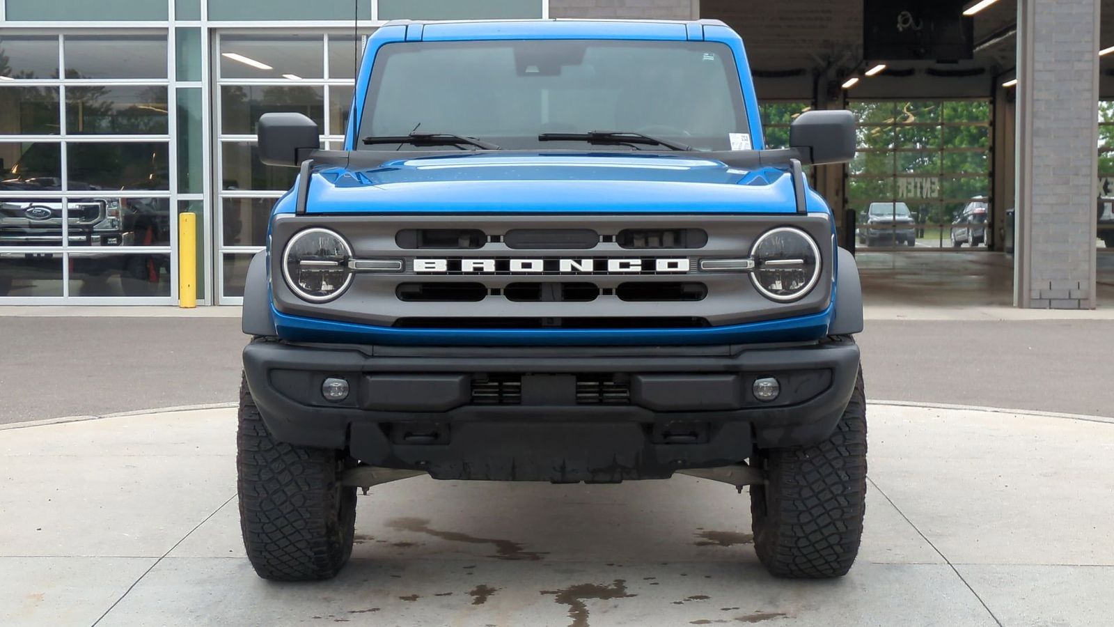 Thumbnail: 2022 Ford Bronco - 10