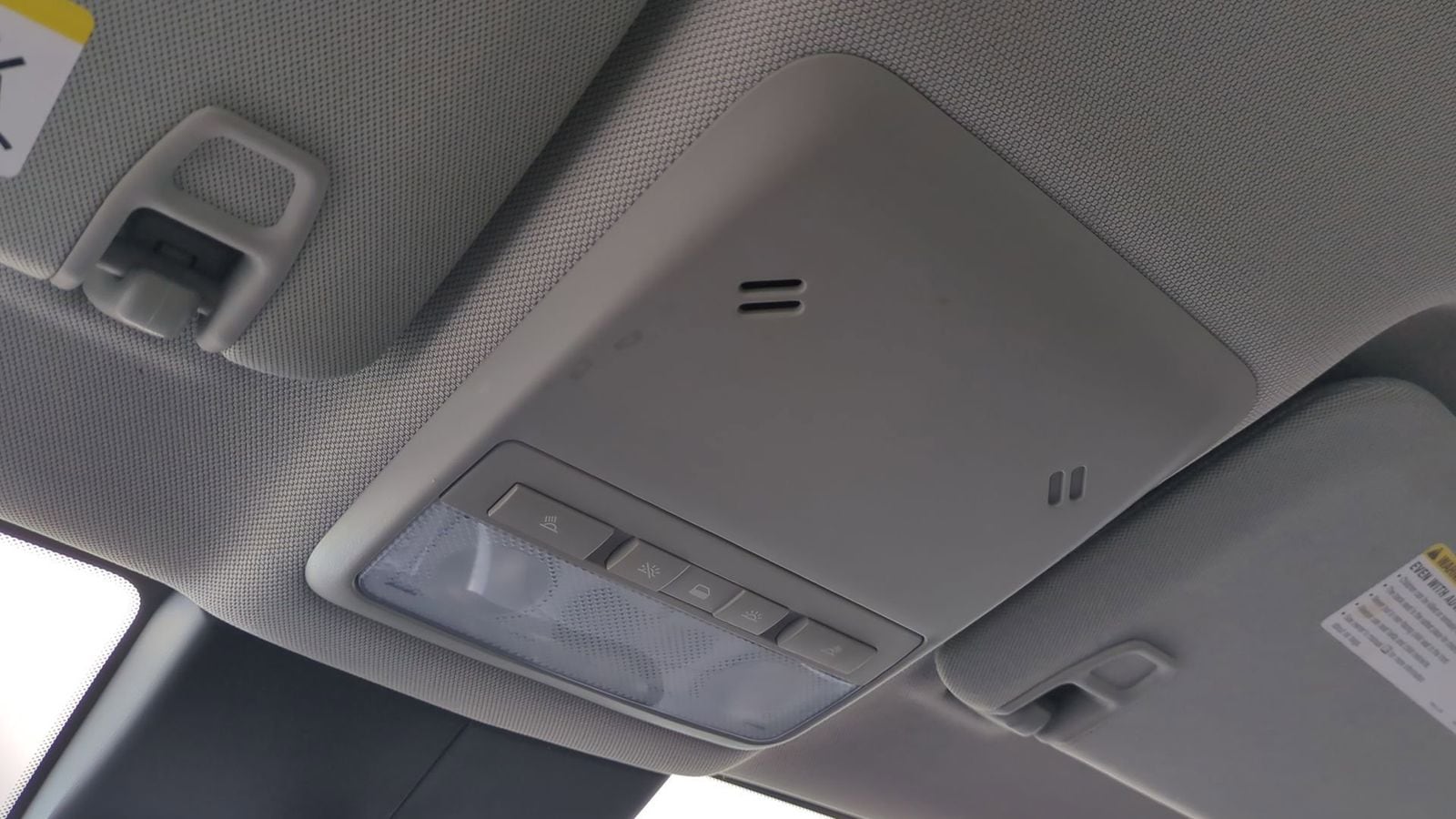 Thumbnail: 2016 Chevrolet Trax - 19