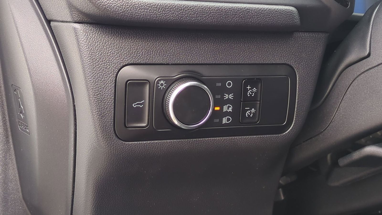 Thumbnail: 2025 Ford Escape - 15