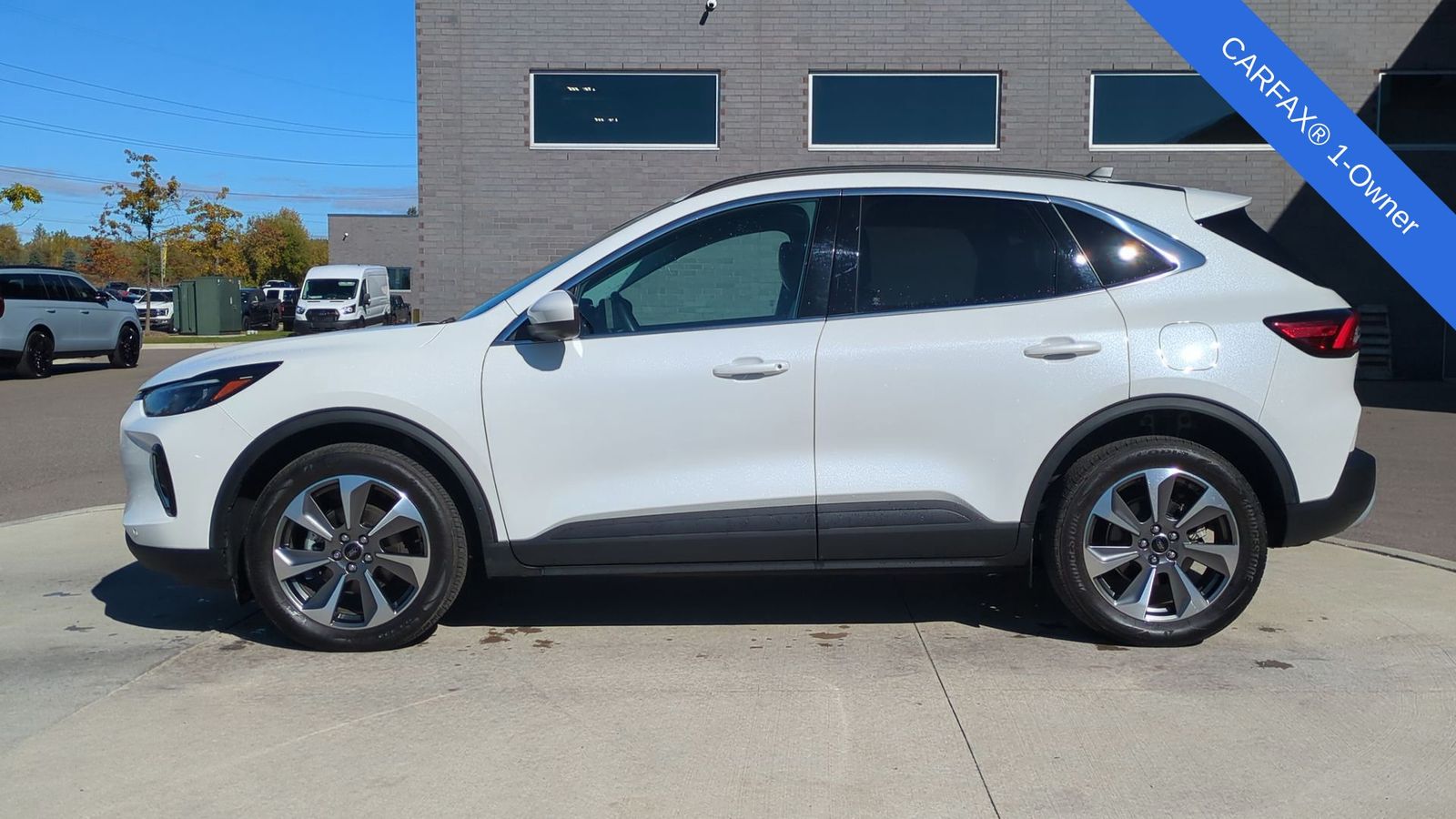 2023 Ford Escape Platinum photo 2