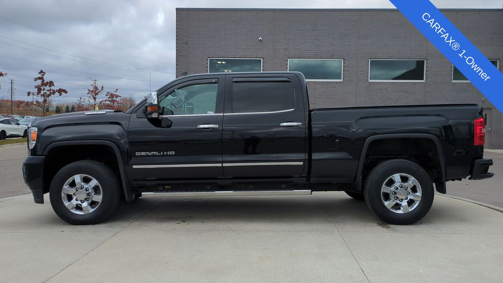 2017 Gmc Sierra Denali photo 2