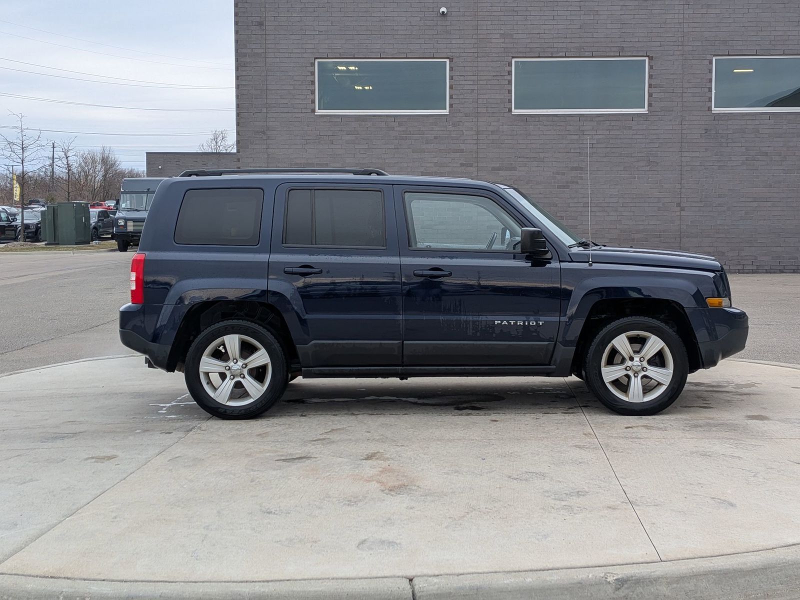 Thumbnail: 2014 Jeep Patriot - 7