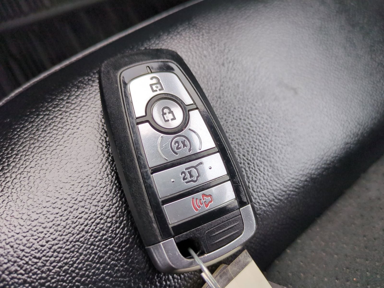 Thumbnail: 2024 Ford Edge - 39