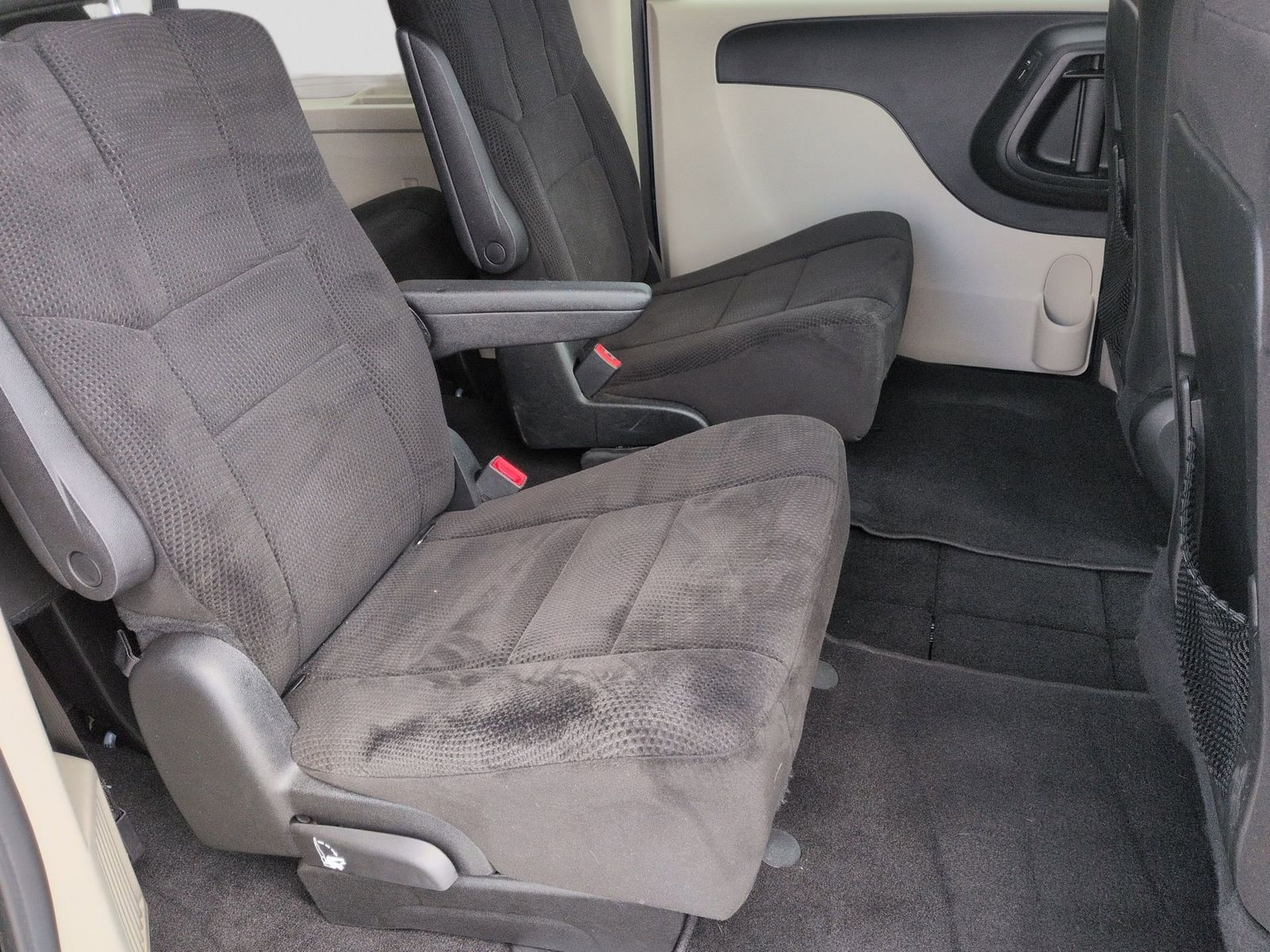 Thumbnail: 2014 Dodge Grand Caravan - 24