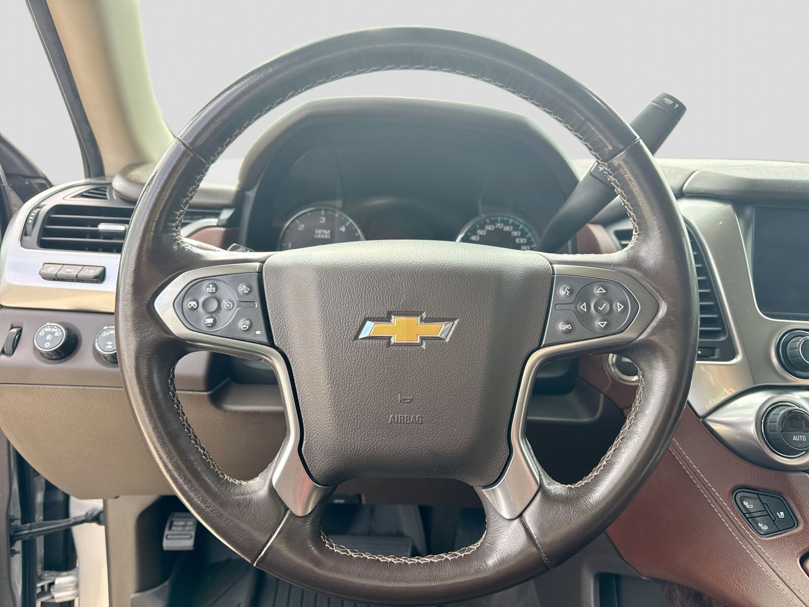 Thumbnail: 2020 Chevrolet Suburban - 30