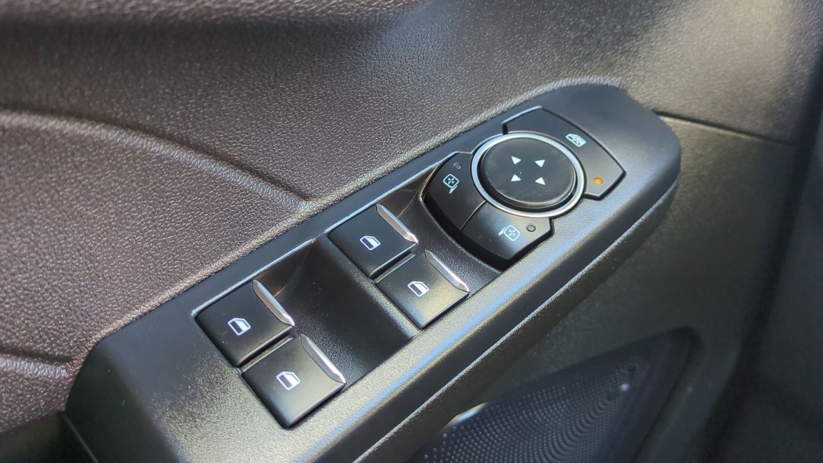 Thumbnail: 2024 Ford Escape - 18