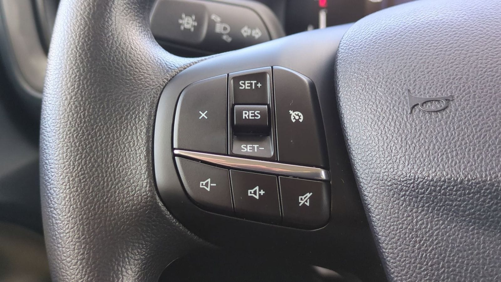 Thumbnail: 2025 Ford Maverick - 22