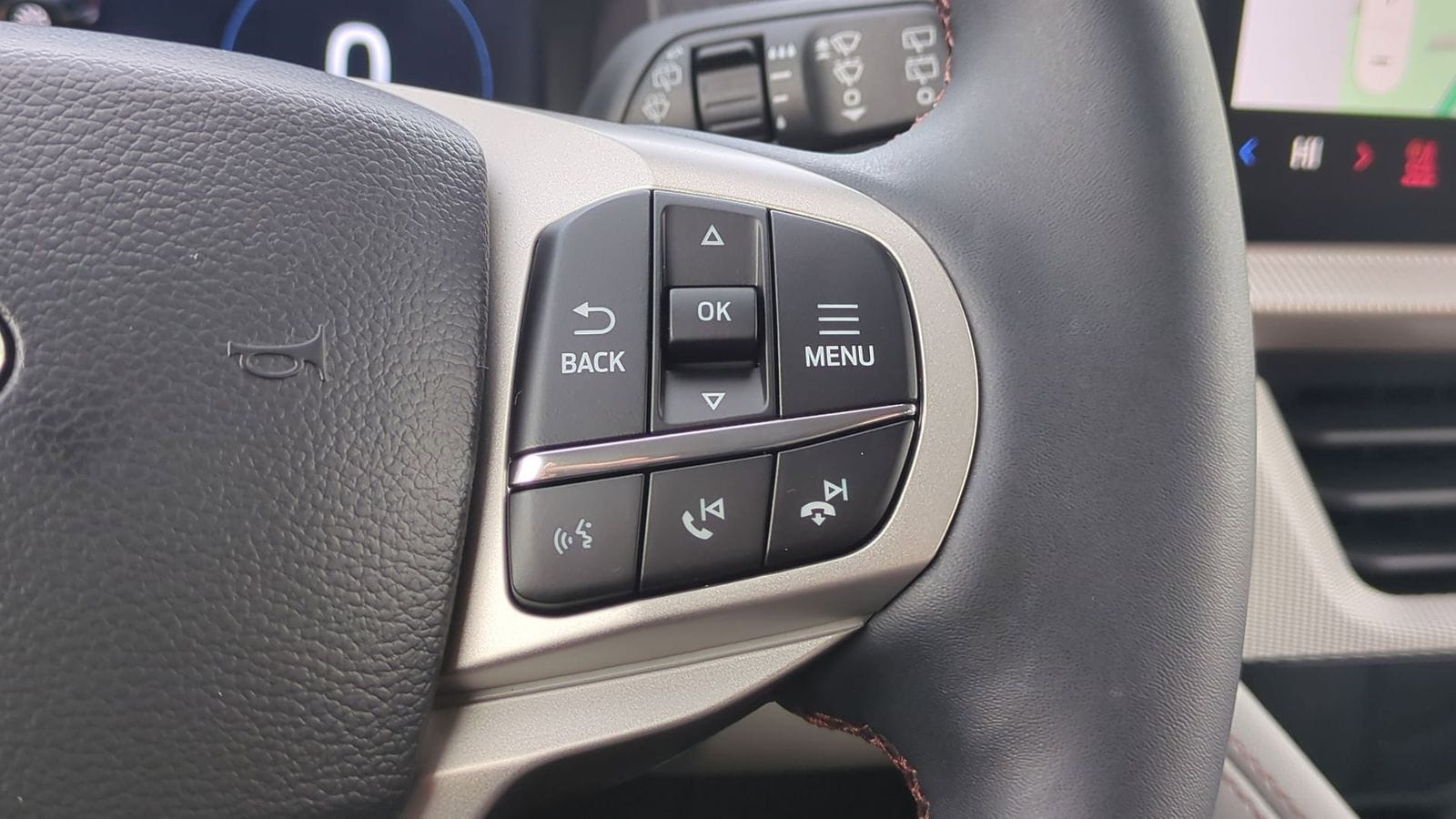 Thumbnail: 2026 Ford Explorer - 21