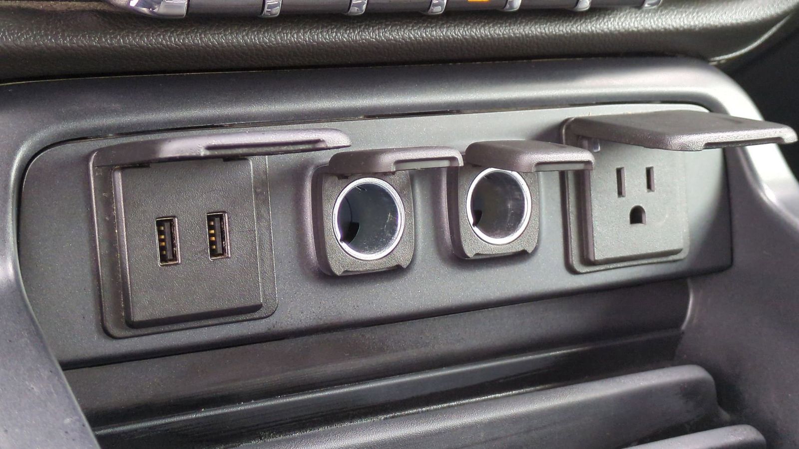 Thumbnail: 2017 GMC Sierra 3500 - 36