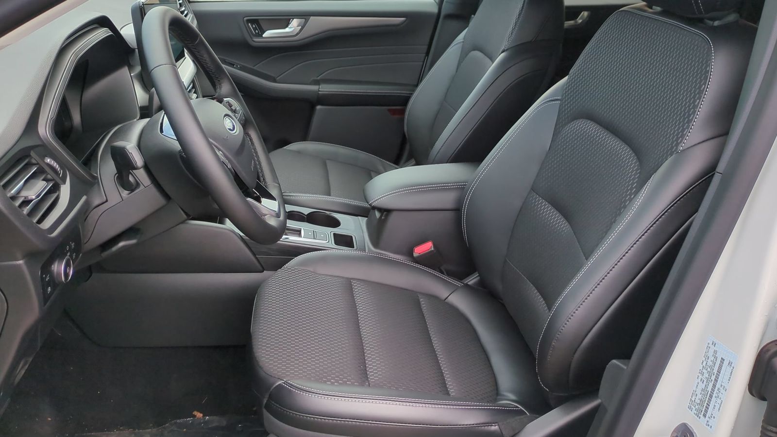 Thumbnail: 2025 Ford Escape - 14