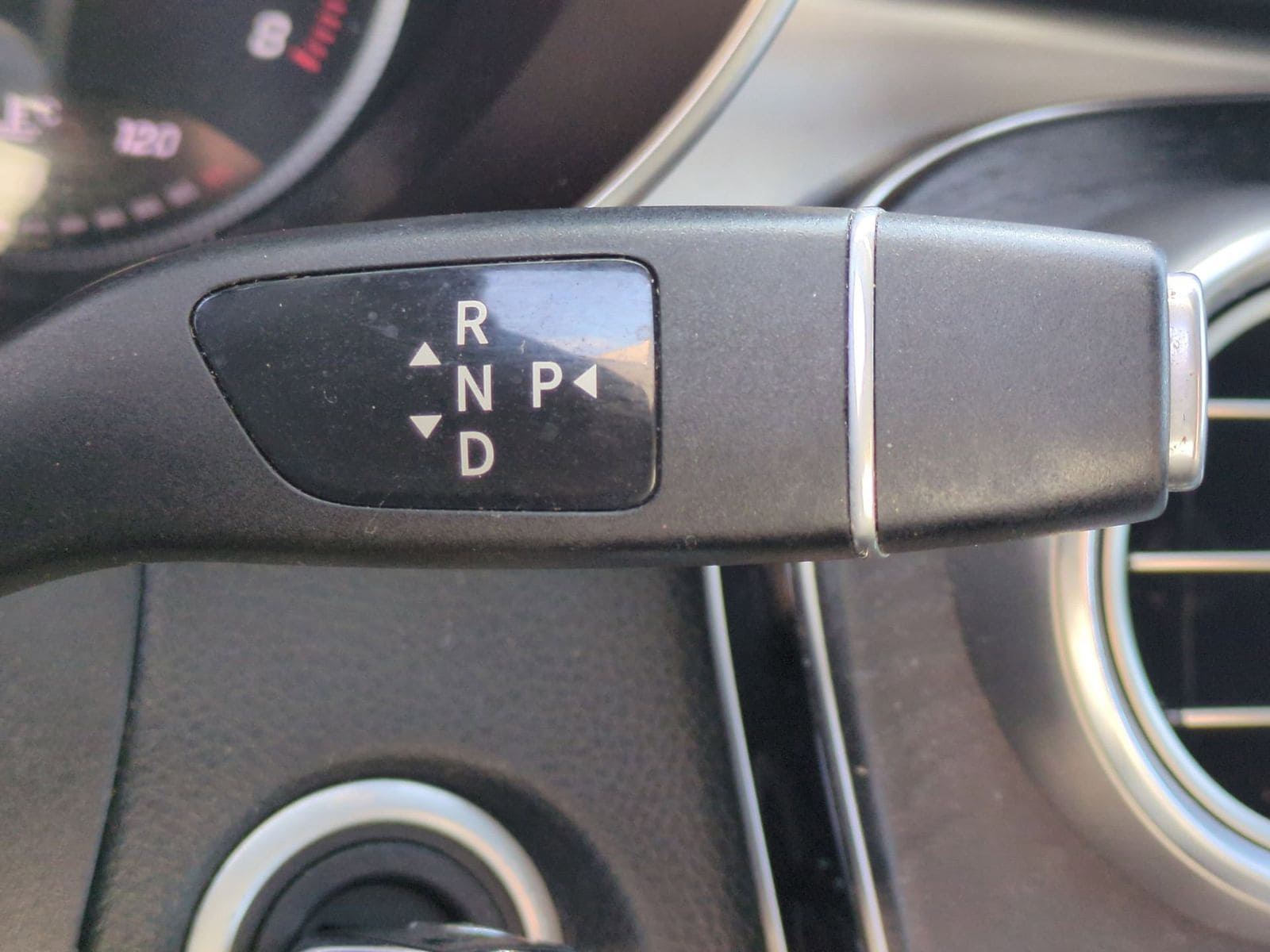 Thumbnail: 2017 Mercedes-Benz GLC - 36