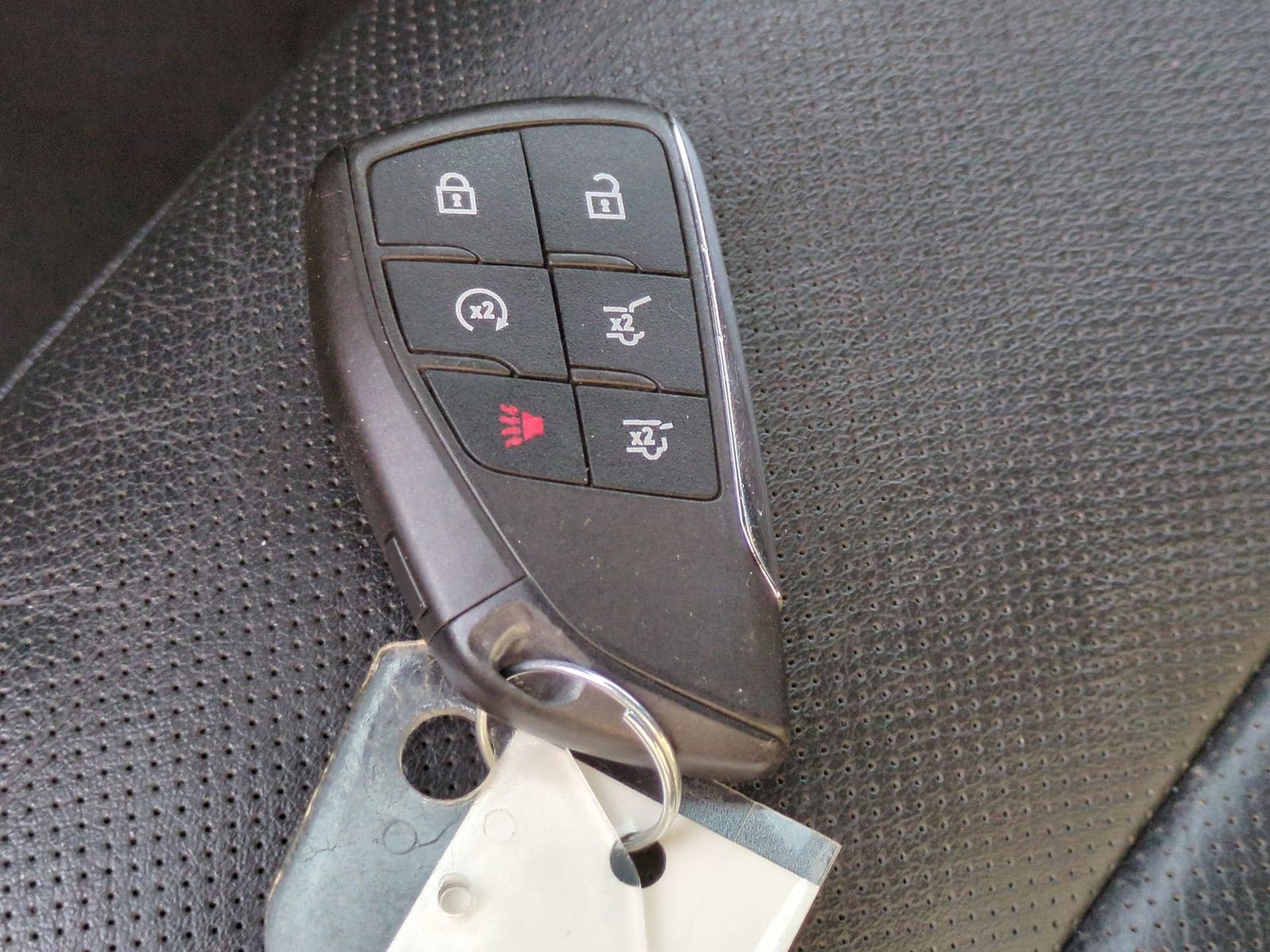 Thumbnail: 2023 Chevrolet Tahoe - 42