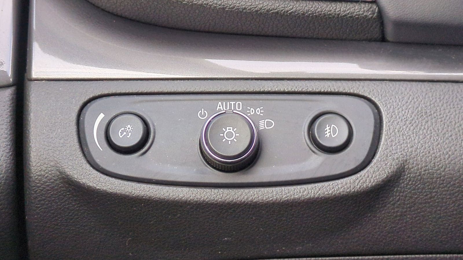 Thumbnail: 2017 Buick Encore - 16