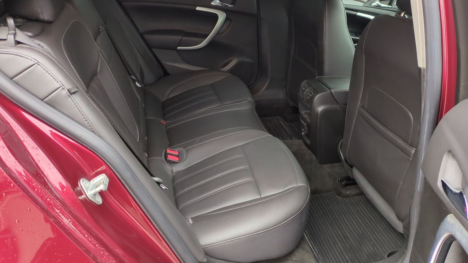 Thumbnail: 2016 Buick Regal - 22