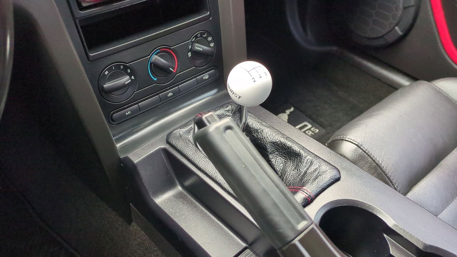 Thumbnail: 2006 Ford Mustang - 26