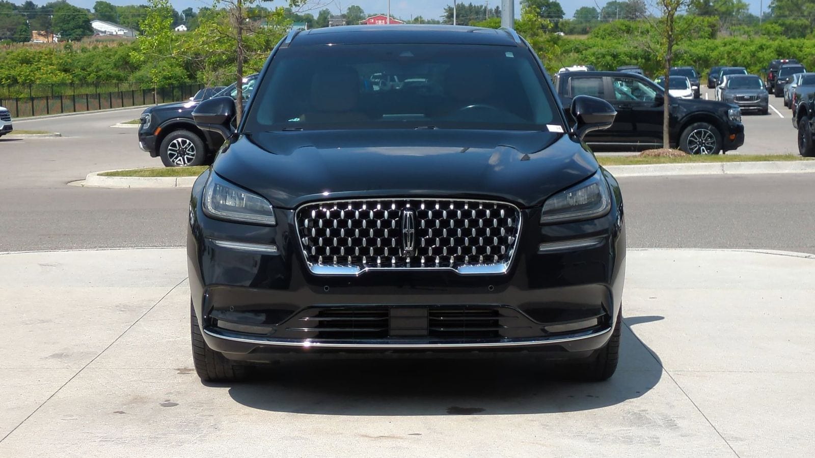 Thumbnail: 2020 Lincoln Corsair - 10