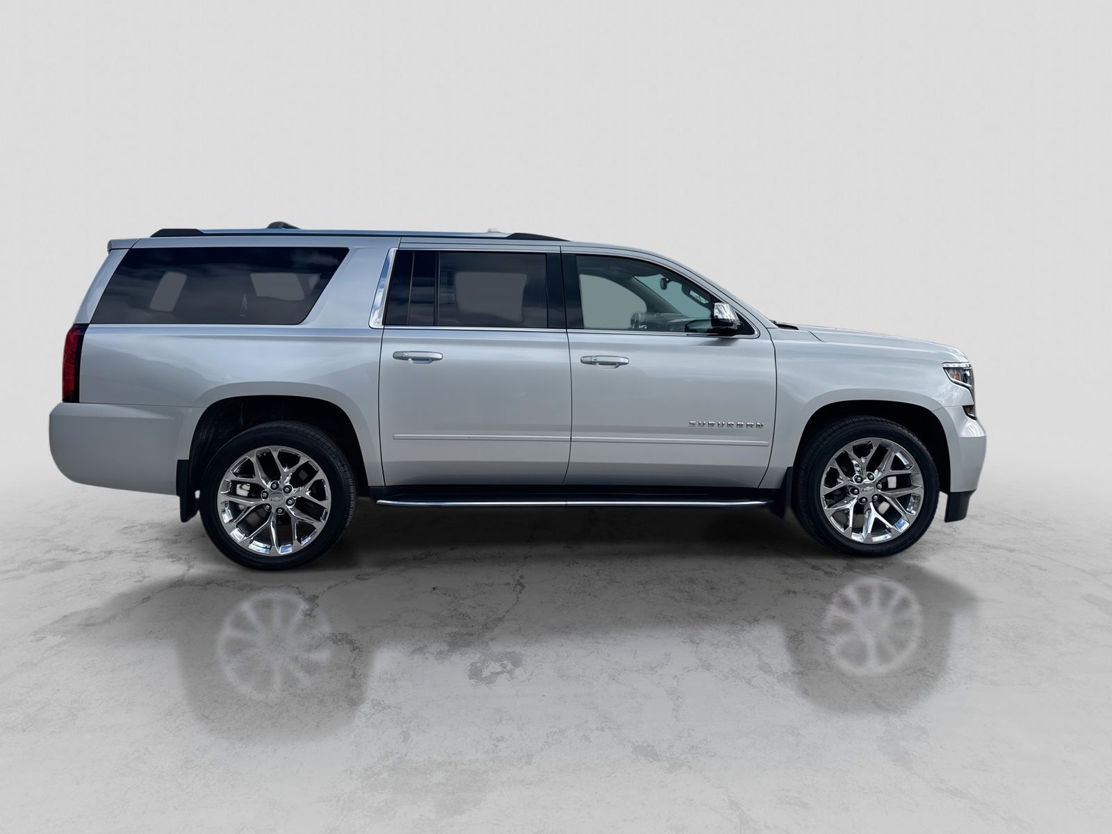 Thumbnail: 2020 Chevrolet Suburban - 9