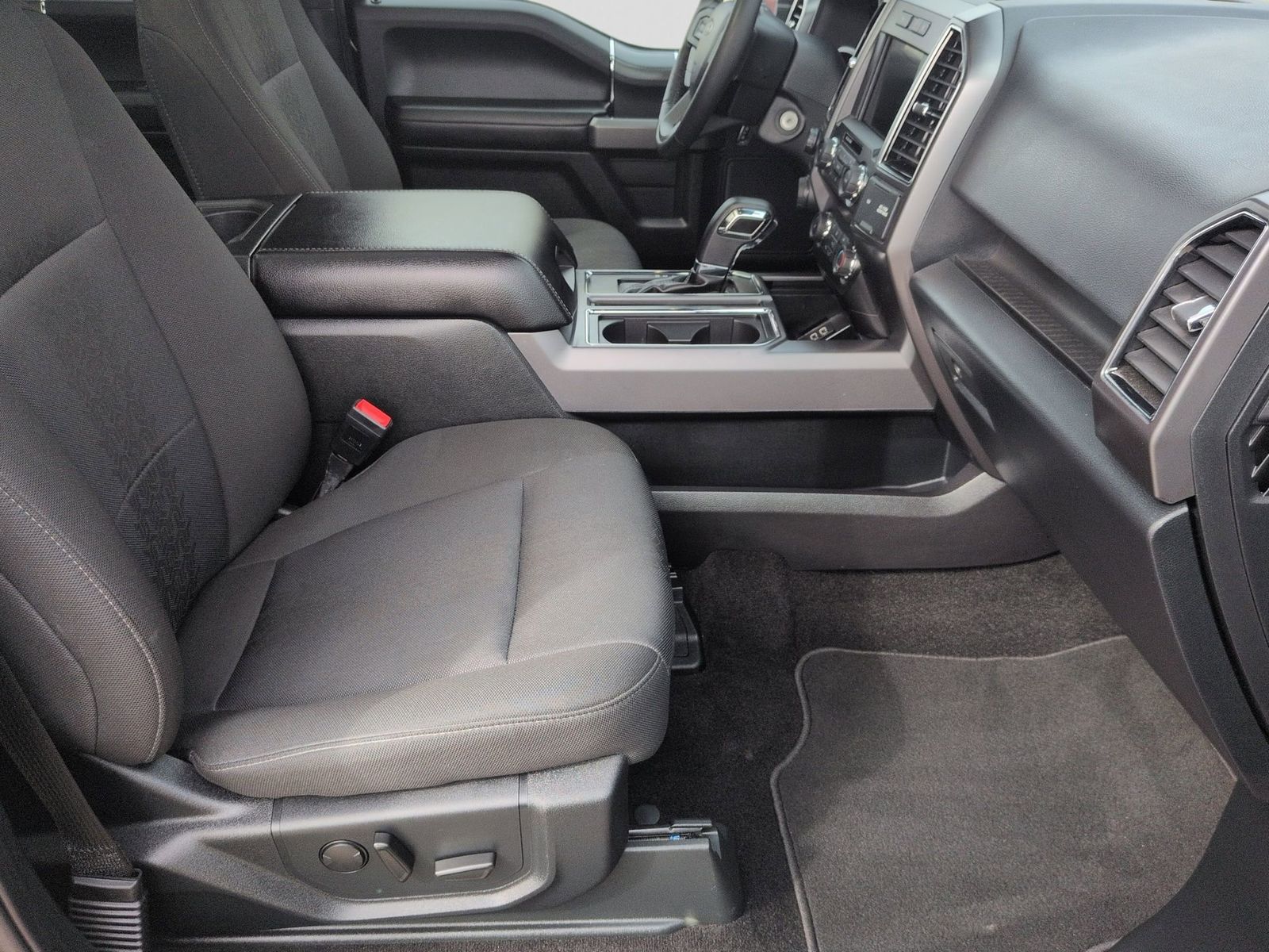 Thumbnail: 2019 Ford F-150 - 28