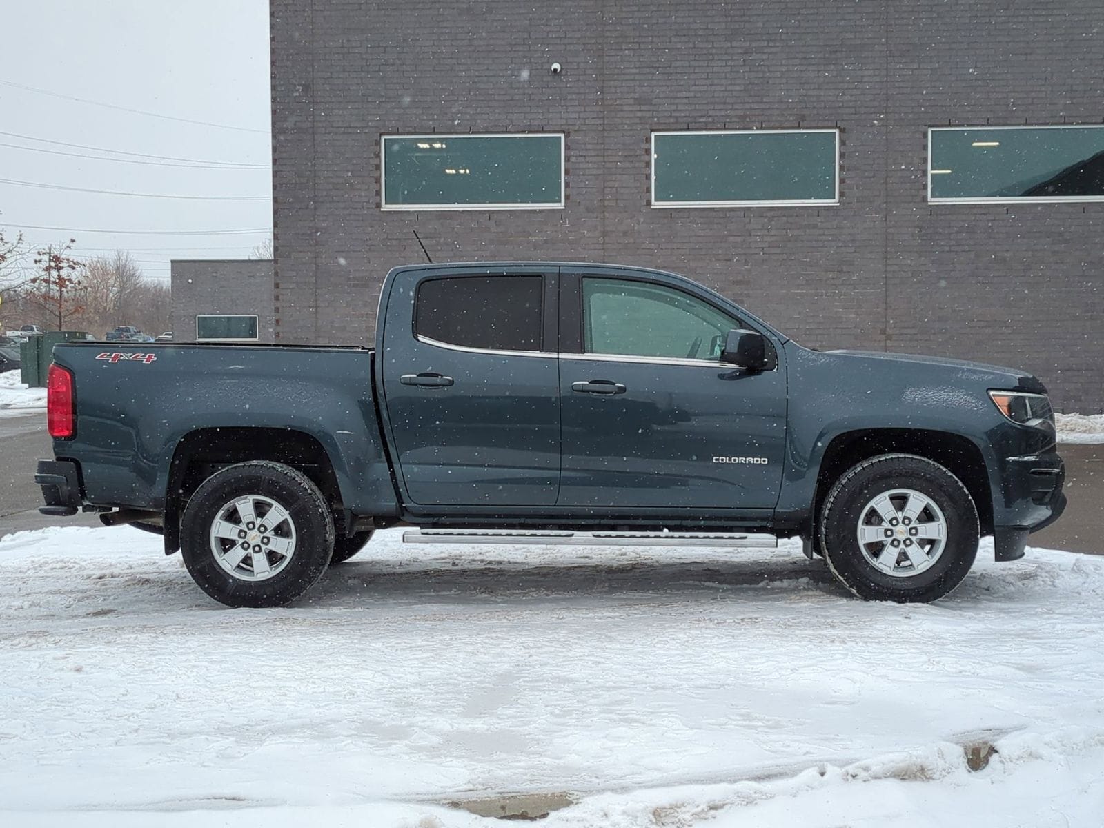 Thumbnail: 2019 Chevrolet Colorado - 9