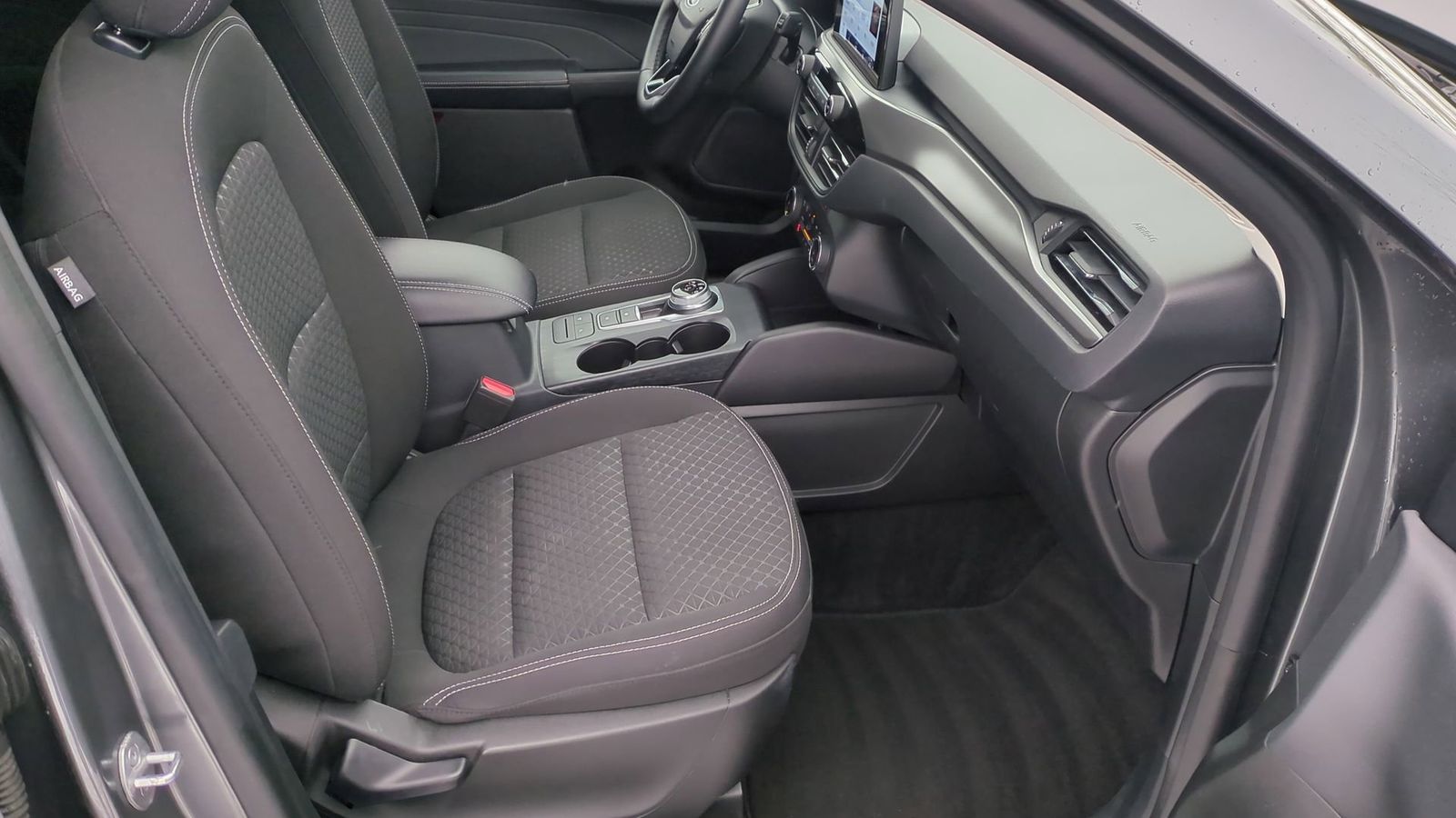 Thumbnail: 2023 Ford Escape - 21