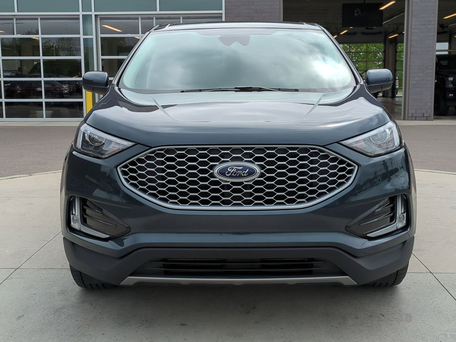 2024 Ford Edge SEL 11