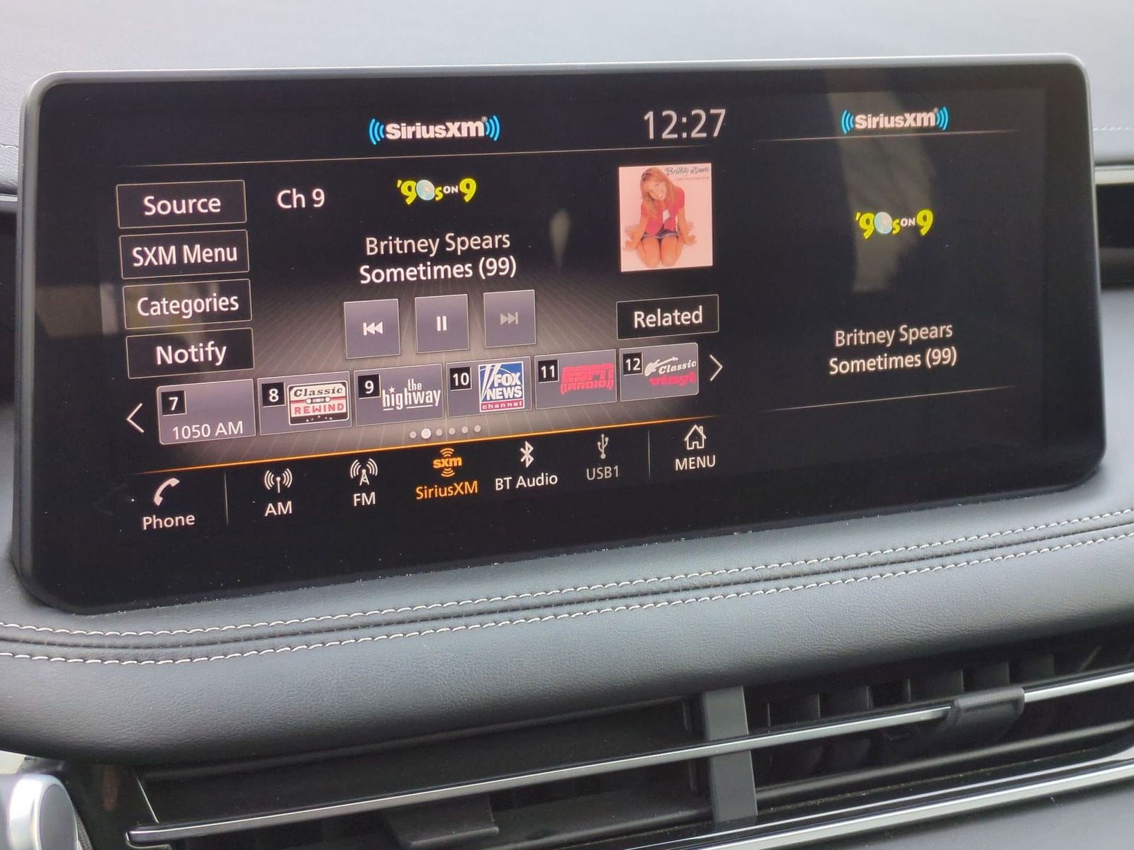 Thumbnail: 2023 INFINITI QX60 - 30