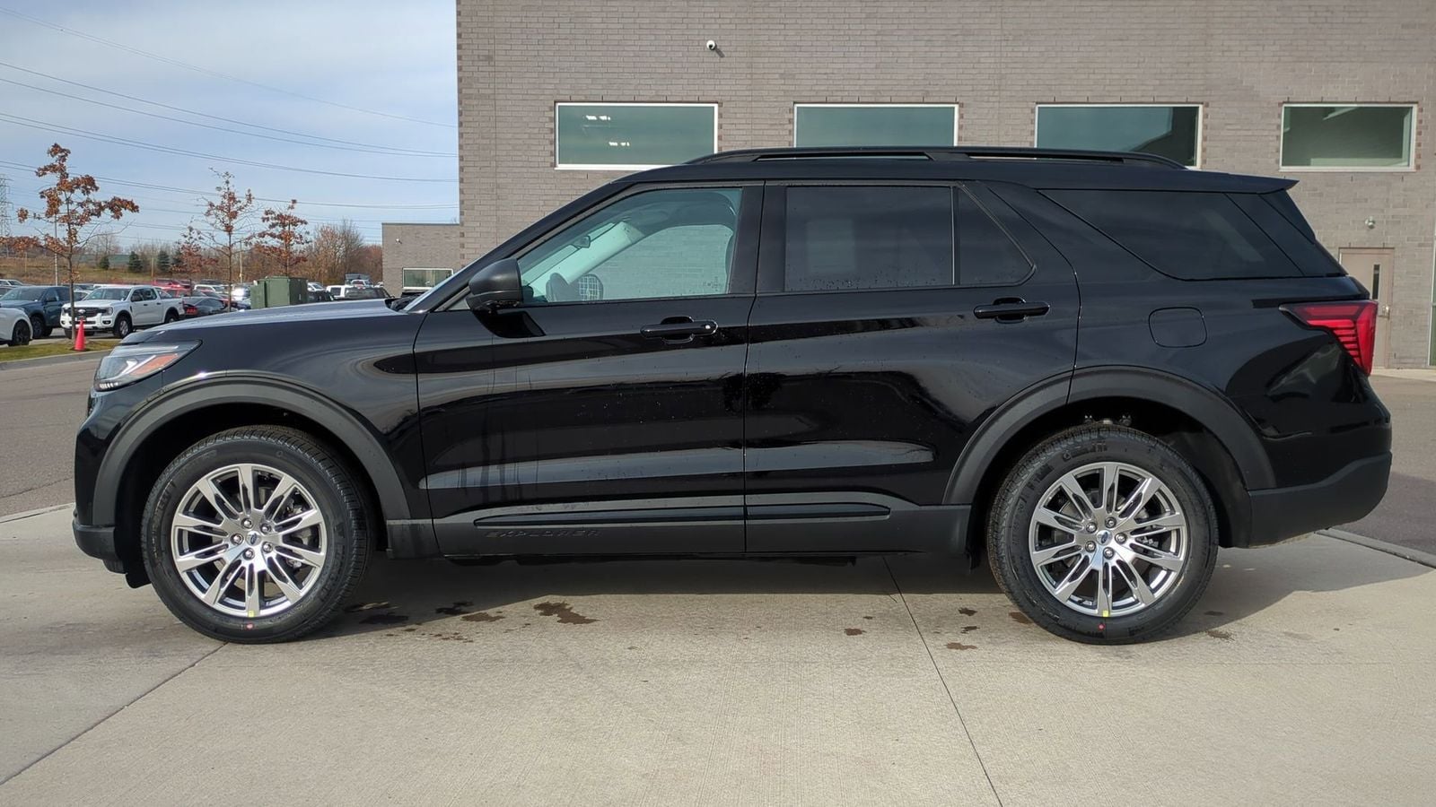 Thumbnail: 2026 Ford Explorer - 2