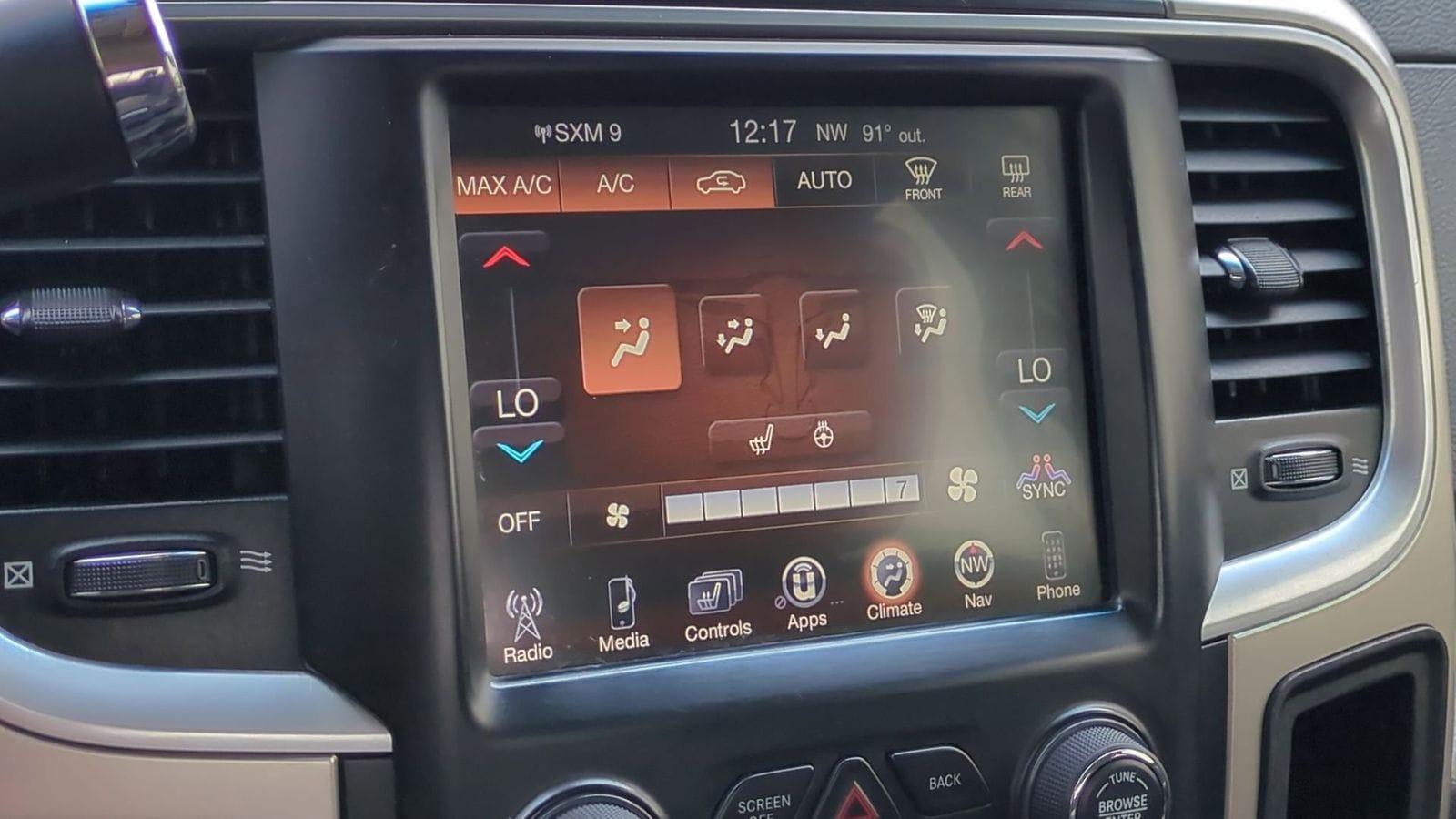 Thumbnail: 2017 RAM 3500 - 31