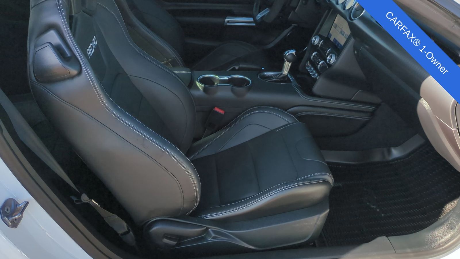 Thumbnail: 2022 Ford Mustang - 24