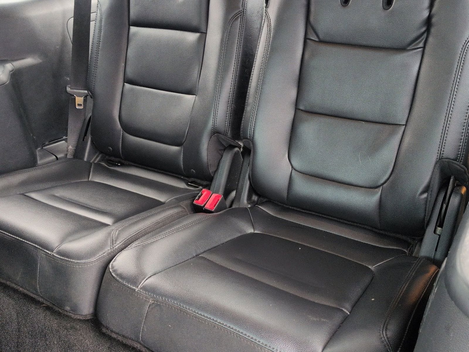 Thumbnail: 2016 Ford Explorer - 25