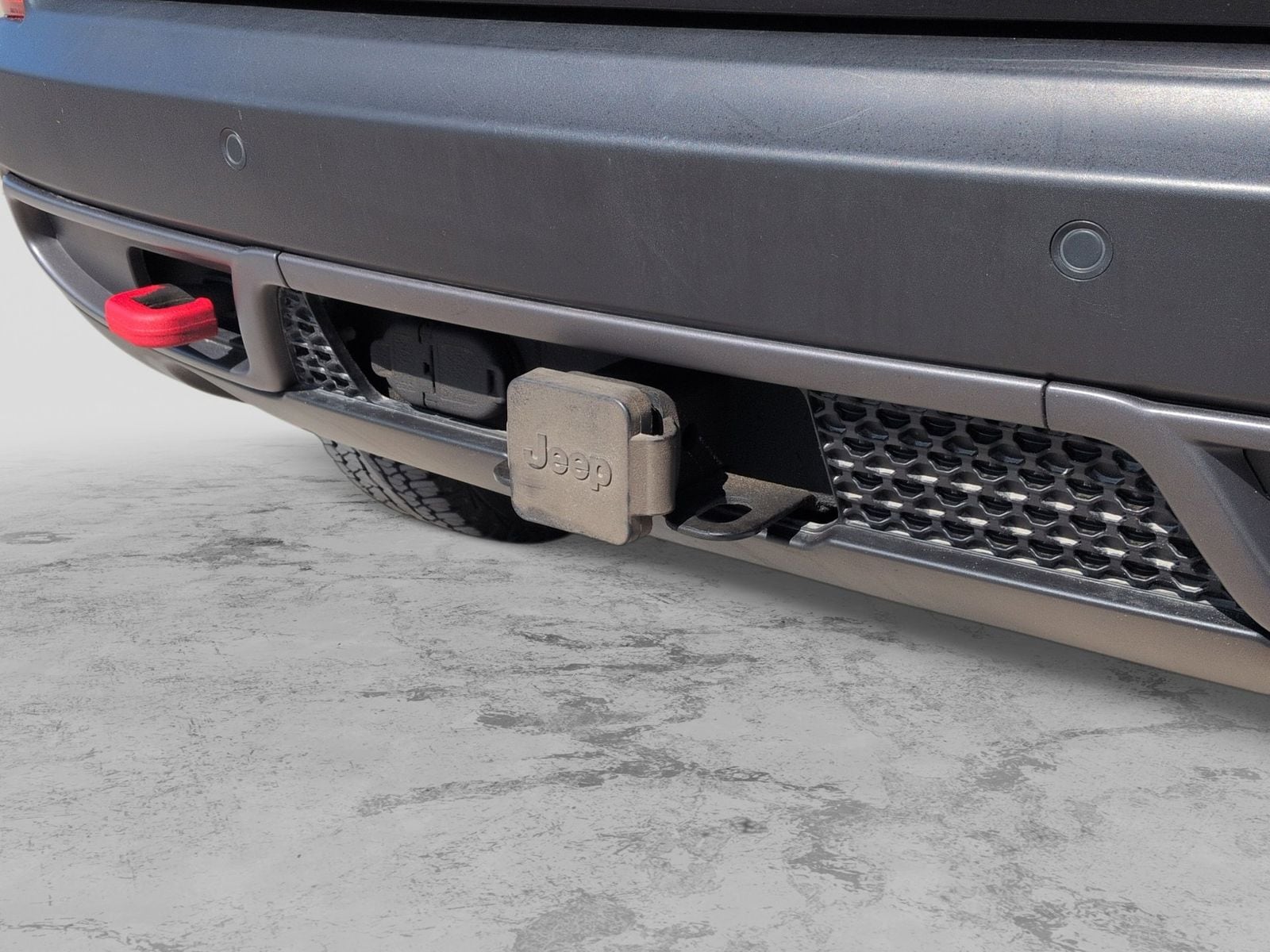 Thumbnail: 2021 Jeep Cherokee - 43