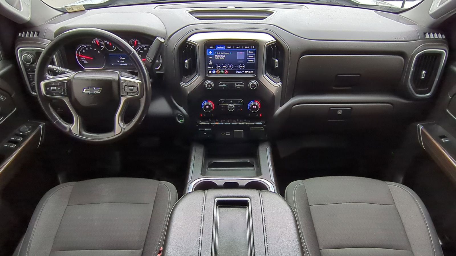 Thumbnail: 2021 Chevrolet Silverado 1500 - 17