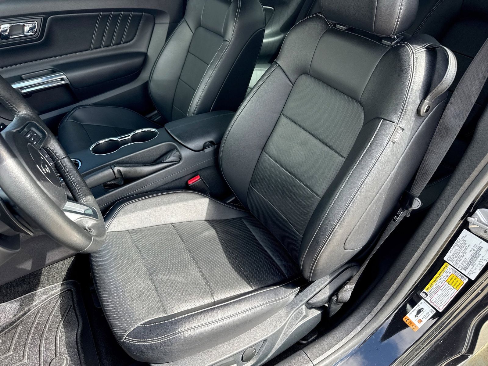 Thumbnail: 2016 Ford Mustang - 14