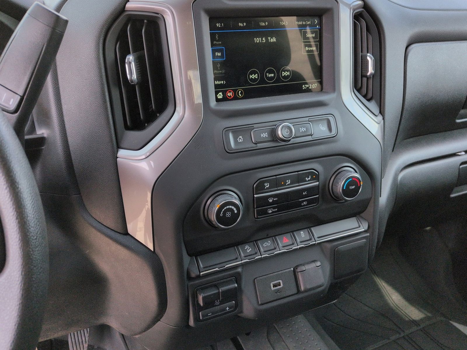 Thumbnail: 2019 Chevrolet Silverado 1500 - 28