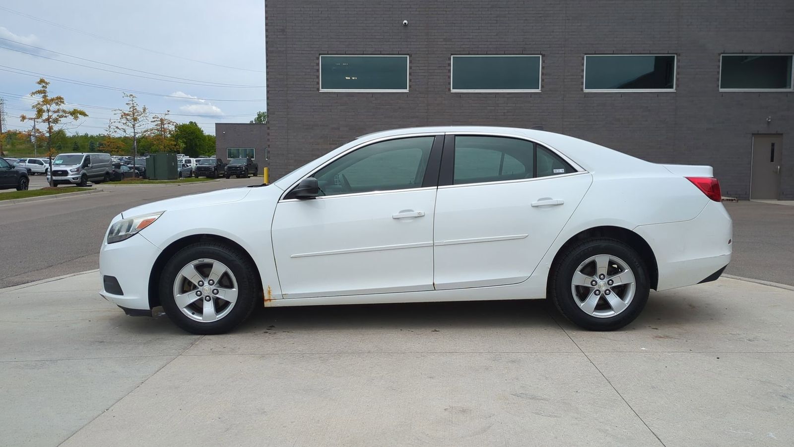 Thumbnail: 2013 Chevrolet Malibu - 2