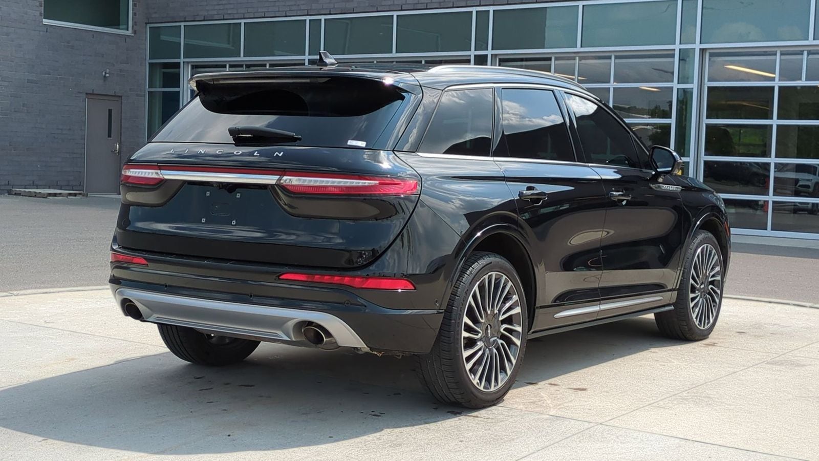 Thumbnail: 2020 Lincoln Corsair - 7