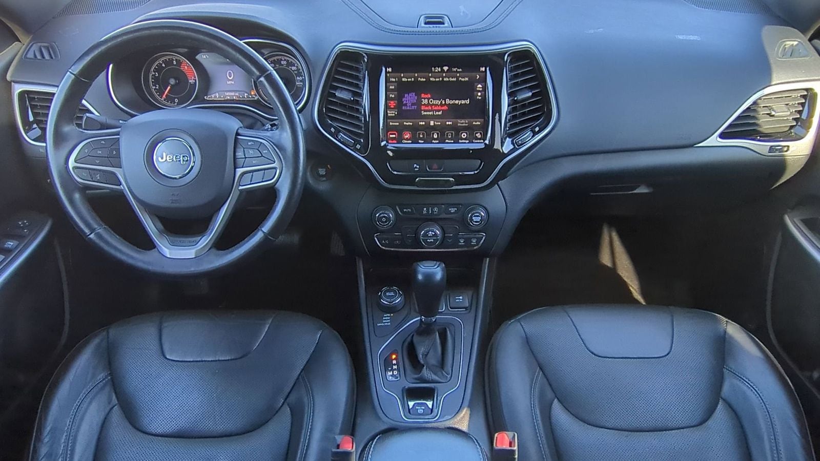 Thumbnail: 2020 Jeep Cherokee - 14