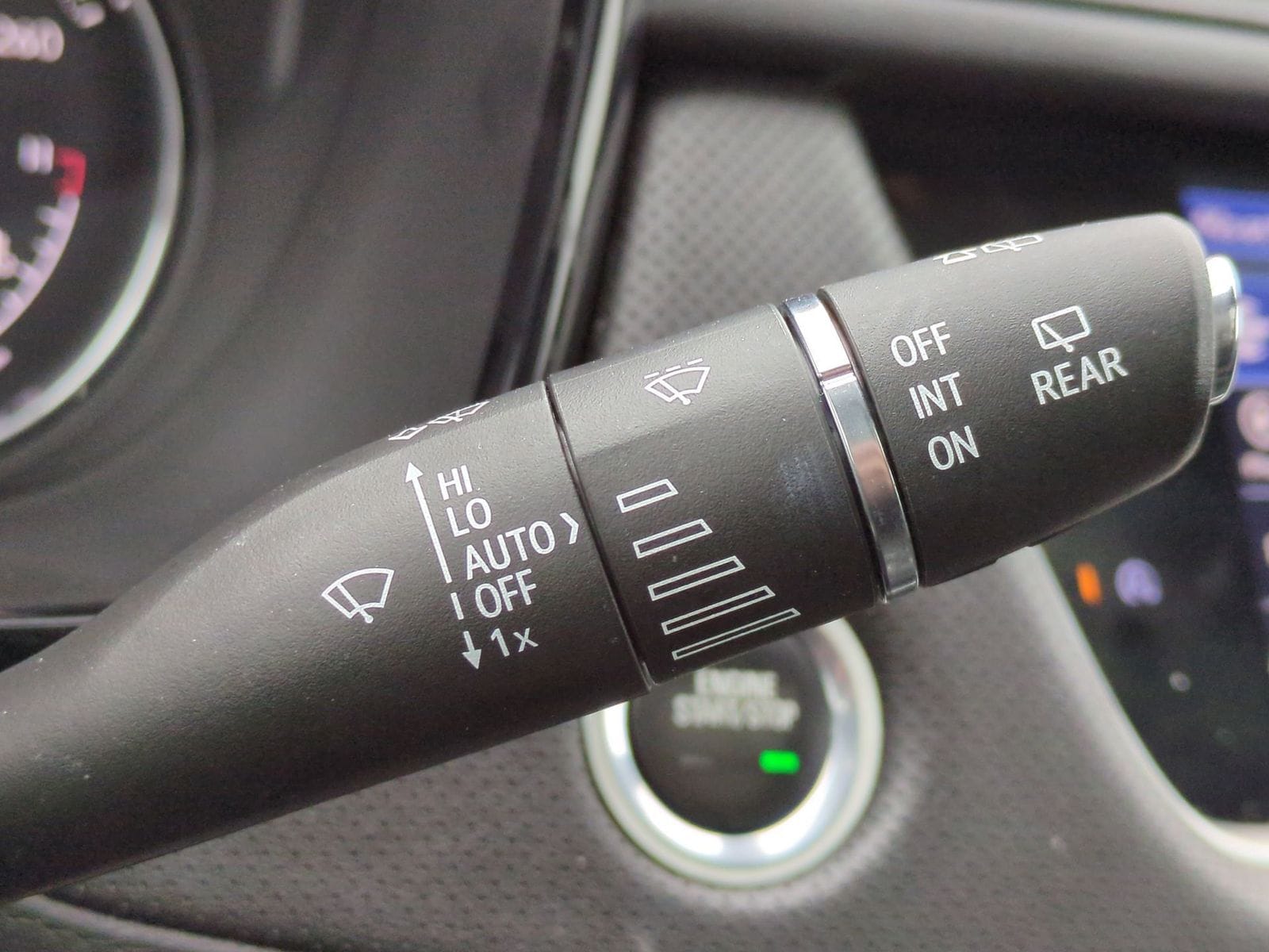 Thumbnail: 2021 Cadillac XT5 - 28