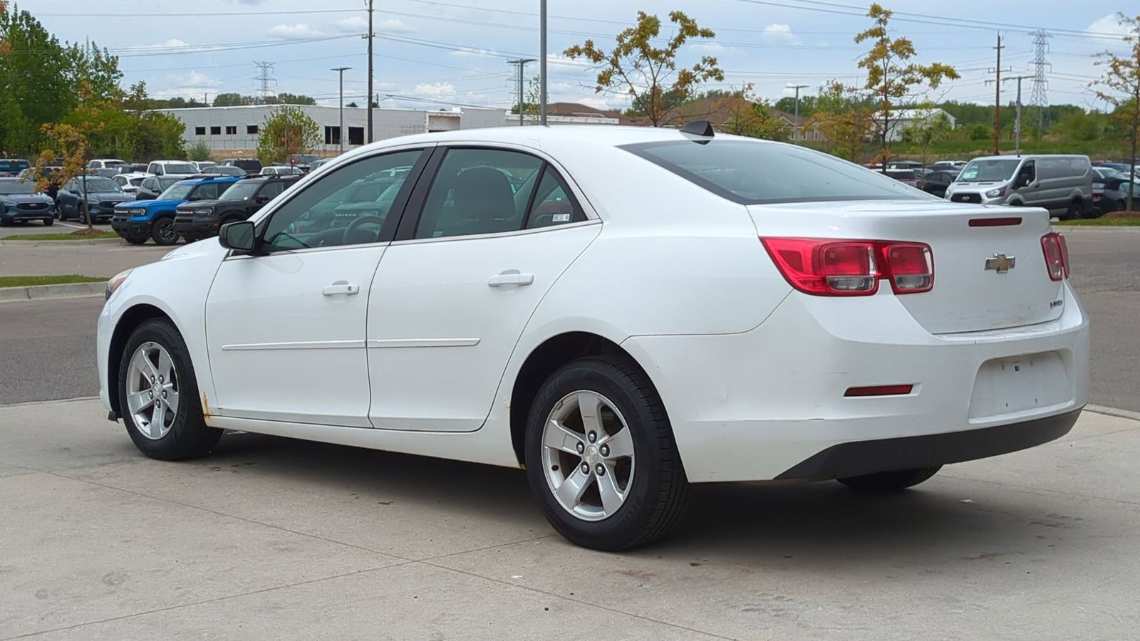 Thumbnail: 2013 Chevrolet Malibu - 3