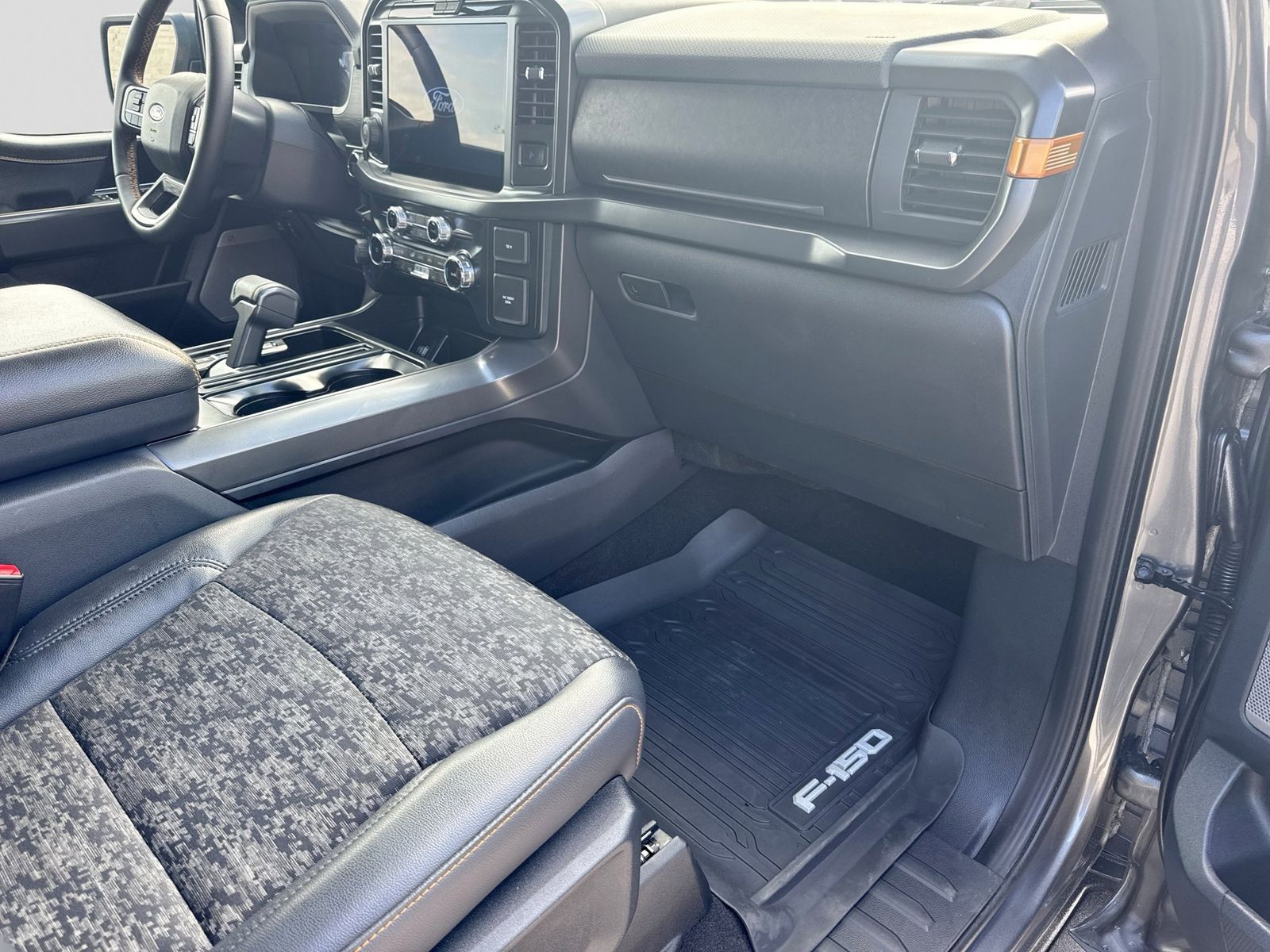 Thumbnail: 2025 Ford F-150 - 8