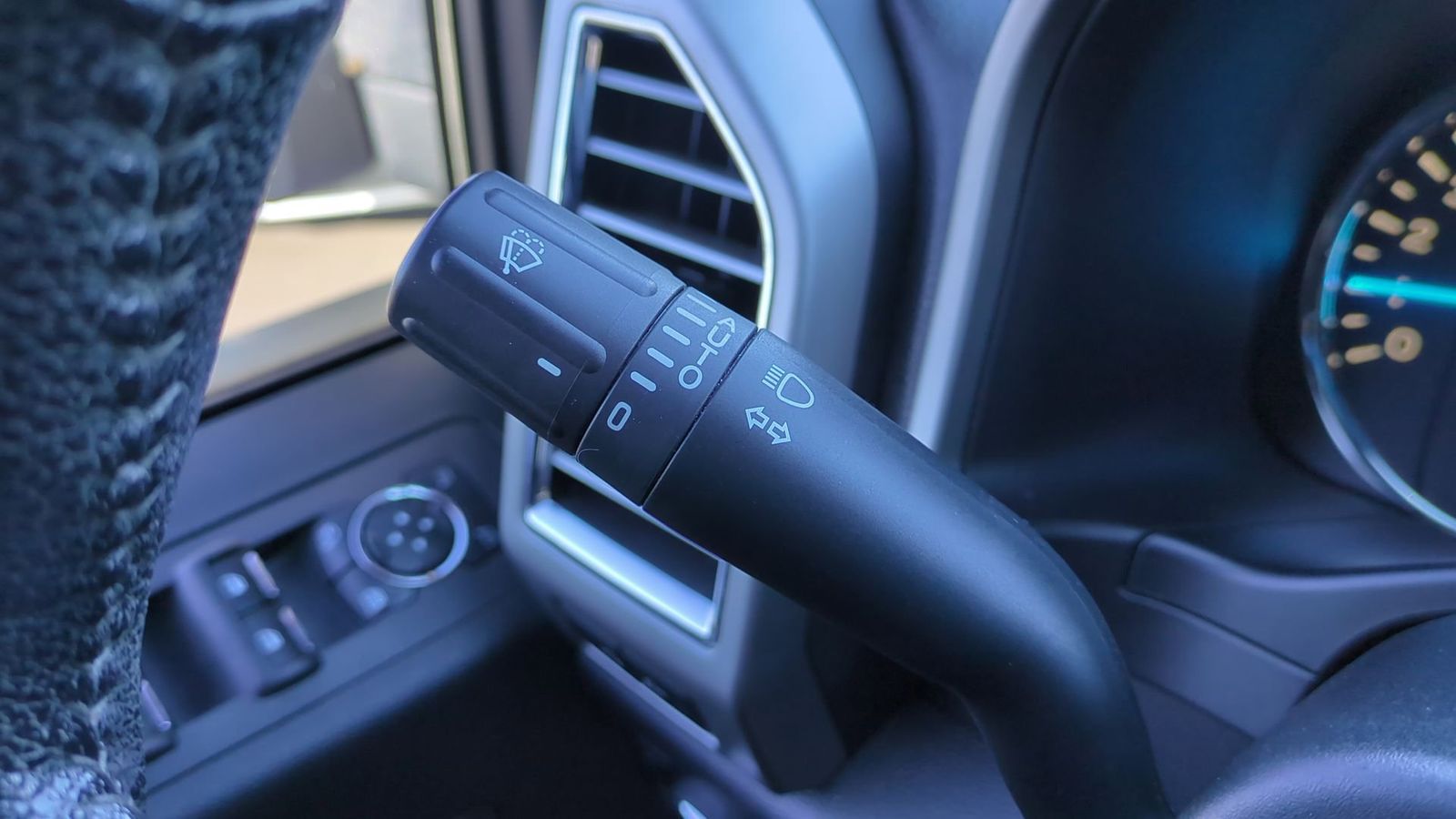 Thumbnail: 2016 Ford F-150 - 30