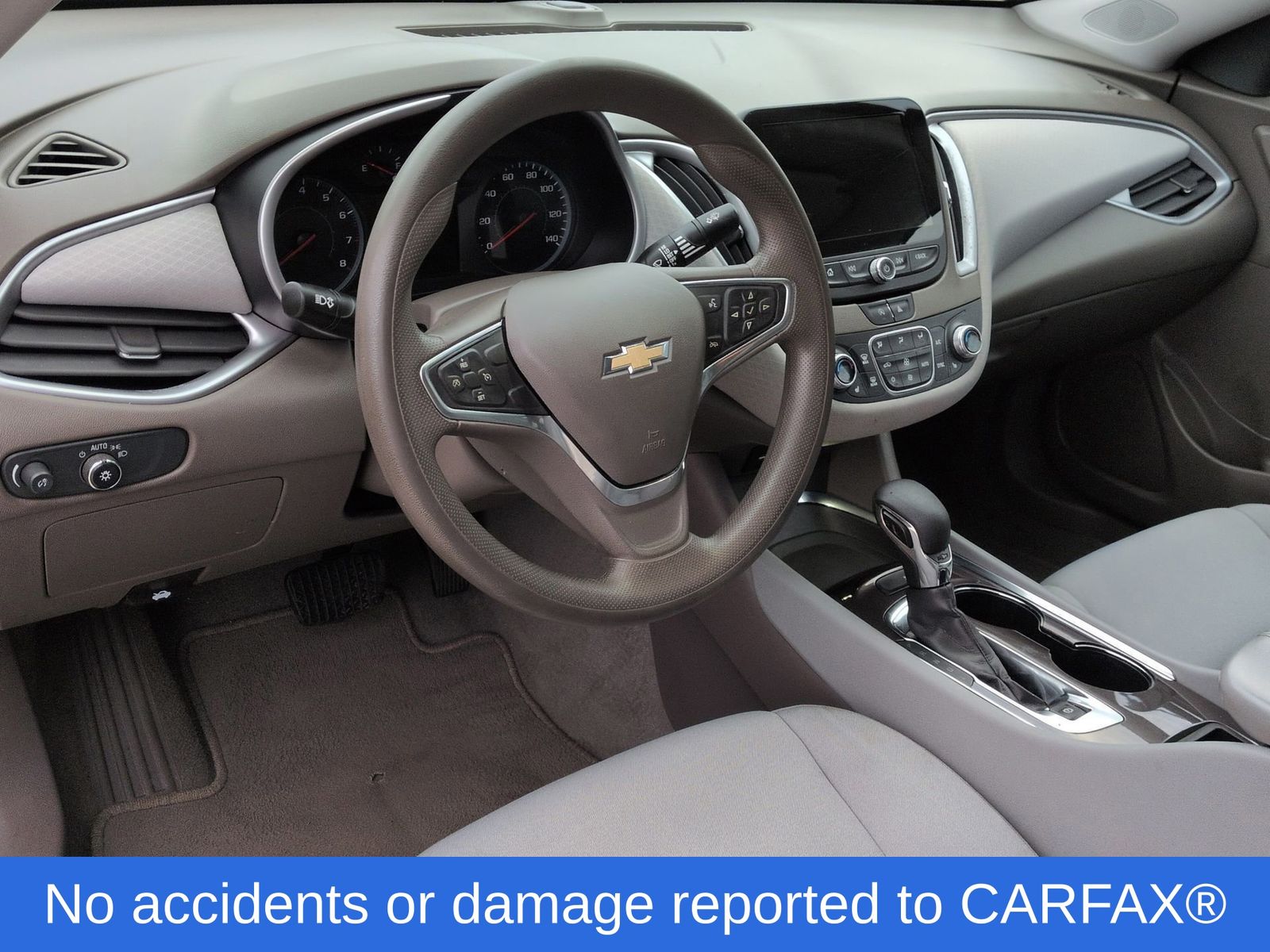 2022 Chevrolet Malibu 1LT photo 2