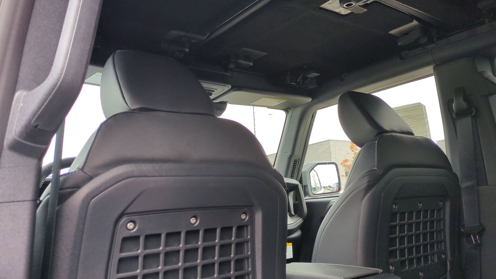 Thumbnail: 2025 Ford Bronco - 17