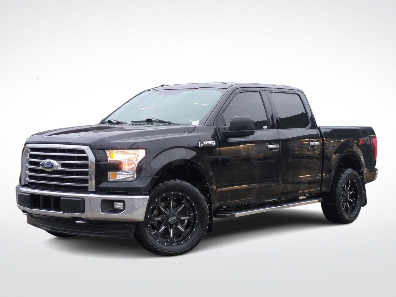 2017 Ford F-150 XLT -
                  Washington, MI