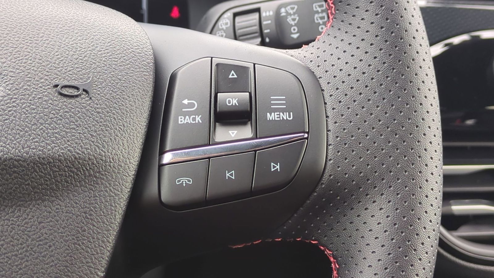 Thumbnail: 2025 Ford Escape - 23